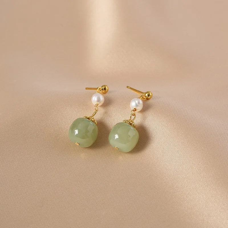 100% Natural Freshwater Pearl & Nephrite Jade Stone 14K Gold